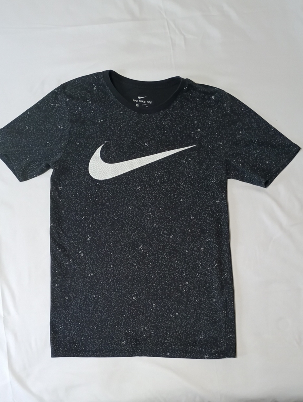 Nike Dri-Fit Swoosh T-shirt Men's small Black &White Speckle Galaxy Print